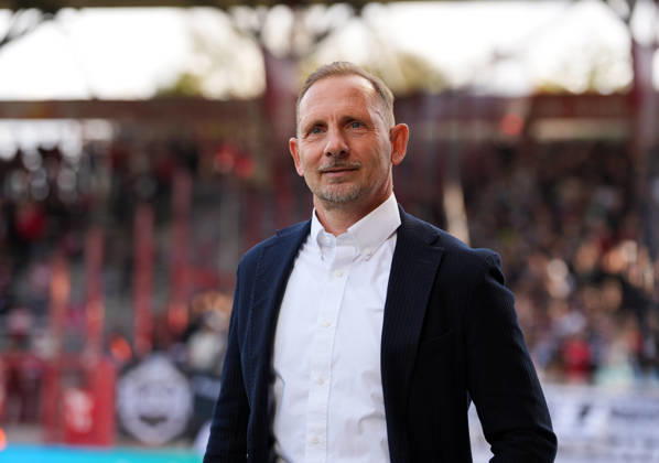Mauro Lustrinelli (1. FC Union Berlin, Cheftrainer) vor dem Spiel. GER, 1.FC Union Berlin vs SV Elversberg, 1. Bundesliga, 5. Spieltag, Saison 2026-27, Stadion An der Alten Foersterei, Berlin, 10.10.2026 DFL REGULATIONS PROHIBIT ANY USE OF PHOTOGRAPHS AS IMAGE SEQUENCES AND OR QUASI-VIDEO 1.FC Union Berlin vs SV Elversberg, 1. Bundesliga, 5. Spieltag, Saison 2026-27, 10.10.2026 Berlin Copyright: xEibner-Pressefoto ScottxColemanx EP_SCN