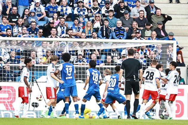 10.10.2026, xtvx, Fussball 1.Bundesliga, TSG 1899 Hoffenheim - Hamburger SV v.l. Goal scored, Tor zum 1:1 Fisnik Asllani (TSG 1899 Hoffenheim) (DFL DFB REGULATIONS PROHIBIT ANY USE OF PHOTOGRAPHS as IMAGE SEQUENCES and or QUASI-VIDEO) Sinsheim