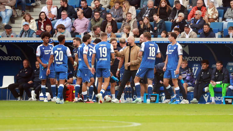 10.10.26 TSG 1899 Hoffenheim - Hamburger SV Deutschland, Sinsheim, 10.10.2026, Fussball, Bundesliga, Saison 2026 2027, TSG 1899 Hoffenheim - Hamburger SV: Christian Ilzer (Trainer TSG 1899 Hoffenheim).