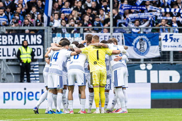 3.Liga: MSV Duisburg TSG Hoffenheim II; 10.10.2026 MSV Duisburg im Teamkreis bis zum Spielbeginn. 3.Liga 8.Spieltag: MSV Duisburg TSG Hoffenheim II; Schauinsland-Reisen-Arena, Duisburg, 10.10.2026 DFB regulations prohibit any use of photographs as image sequences and or quasi video. Copyright: xBEAUTIFULxSPORTS Buriakovx