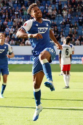 10.10.2026, xrekx, Fussball 1.Bundesliga, TSG 1899 Hoffenheim - Hamburger SV v.l. Torjubel nach dem Tor zum celebrating the goal celebrate 1:1 durch BambasÃ ContÃ (TSG 1899 Hoffenheim) wurde nicht gegeben. Foulspiel im Vorfeld (DFL DFB REGULATIONS PROHIBIT ANY USE OF PHOTOGRAPHS as IMAGE SEQUENCES and or QUASI-VIDEO) Sinsheim