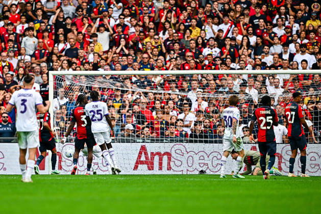 October 10, 2026, Genoa, ITALY: Genoa™s Dutch goalkeeper Justin Bijlow (3rd from right) gets beaten by his team-mate Mexican defender Johan Vasquez™s own goal during the Italian Serie A soccer match Genoa Cfc vs Acf Fiorentina at Luigi Ferraris stadium in Genoa, Italy, 10 October 2026. ANSA STRINGER. Serie A - Genoa Cfc Vs Acf Fiorentina  - ZUMAa110 20261010_zaf_a110_016 Copyright: xStringerx