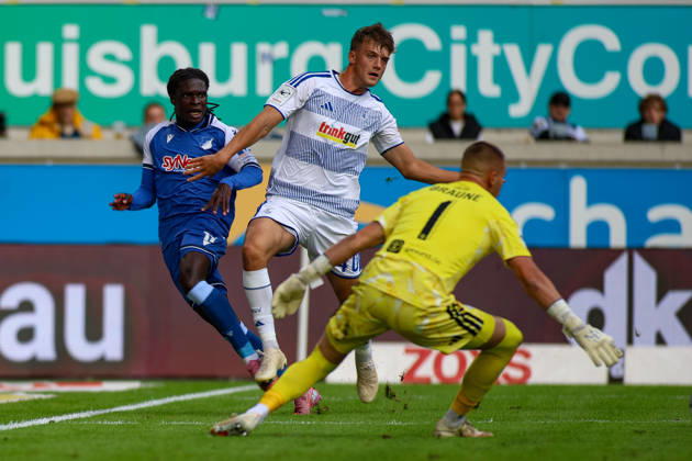 10.10.2026, GER, Fussball, Herren, 3. Liga, Saison 2026 2027, MSV Duisburg - TSG Hoffenheim II Max Besuschkow (MSV) erzielt das Tor zum 0:1 Copyright: xSvenxHanischx