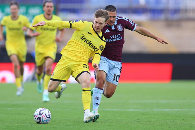 Aston Villa v Brentford, Premier League Keane Lewis-Potter of Brentford FC and Emiliano Buendia of Aston Villa battles for possession during the Aston Villa v Brentford Premier League match at Villa Park, Birmingham, England on 10 October 2026 Credit: Ryan Crockett Every Second Media Editorial use only. All images are copyright Every Second Media Limited. No images may be reproduced without prior permission. All rights reserved. Premier League and Football League images are subject to licensing agreements with Football DataCo Limited. see https: www.football-dataco.com Copyright: xIMAGO EveryxSecondxMediax ESM-2212-0068 RyanxCrockettx xEveryxSecondxMediax