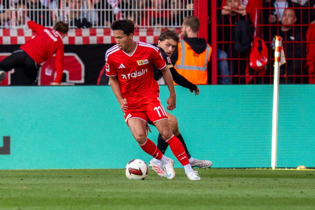 Deutschland: Fussball 1. Bundesliga, 5. Spieltag 2026 2027, 1.FC Union Berlin - SV Elversberg am 10.10.2026 in Berlin (Stadion An der Alten Försterei): Woo-Yeong Jeong (1. FC Union Berlin, 11) am Ball Copyright: xSvenxHeidmannx