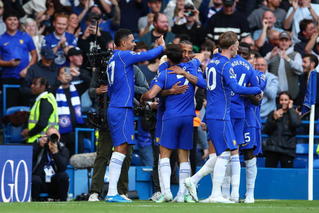 Premier League: Chelsea v AFC Bournemouth LONDON, UK - 10th Oct 2026: Joao Pedro of Chelsea celebrates scoring his side s third goal with team mates during the Premier League match between Chelsea FC and AFC Bournemouth at Stamford Bridge London Stamford Bridge England United Kingdom Copyright: xCraigxMercerx xPeakxActionxPhotosx