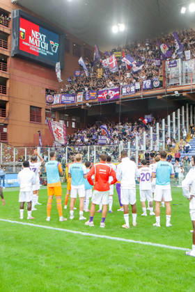 Fiorentina s players at the end of the match during the Serie A soccer match between Genoa and Fiorentina at the Luigi Ferraris Stadium in Genoa, Italy - Saturday, October 10, 2026. - Soccer .  Copyright: xTanoxPecoraro LaPressex