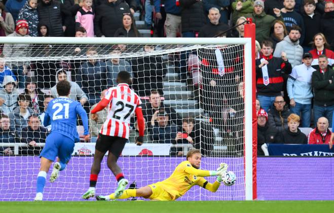 Bart Verbruggen goalkeeper for Brighton & Hove Albion saves a free kick from Enzo Le Fee of Sunderland Sunderland v Brighton & Hove Albion, Premier League, Football, Stadium of Light, Sunderland, UK - 10 Oct 2026Sunderland Stadium of Light United Kingdom EDITORIAL USE ONLY No use with unauthorised audio, video, data, fixture lists, club league logos or live services. Online in-match use limited to 120 images, no video emulation. No use in betting, games or single club league player publications. Copyright: xRichardxLee Shutterstockx 17205894ao