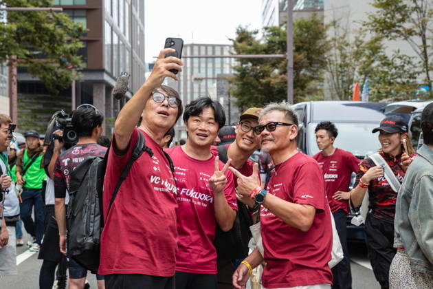 Tour De Kyushu Stage Finishes In Fukuoka s Tenjin For The First Time Matteo Malucelli of XDS Astana Team wins Stage 1 of the Mynavi Tour de Kyushu 2026 at the finish line on Tenjin Bridge in Fukuoka, Japan, on October 10, 2026. The Italian won the 152.0-kilometer Saga-Fukuoka stage in 3 hours 9 minutes 51 seconds, ahead of Luke Mudgway (Li Ning Star) and Alessio Delle Vedove (XDS Astana Team), and took the general and points classification leads. It was the first time the race finished in Tenjin, the commercial heart of Fukuoka, where a parade, stage events and food stalls marked the day. The race, first held in 2023 and part of the UCI Asia Tour (2.1 category), runs October 9-12 through six Kyushu prefectures under the official title We stand with Kumamoto. Mynavi Tour de Kyushu 2026, adopted to support areas affected by the Kumamoto earthquake. Fukuoka Japan Copyright: xRyoxChix originalFilename:zhi-tourdeky261010_np5Ew