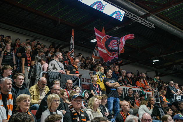 easyCredit Basketball Bundesliga, 5. Spieltag, Niners Chemnitz -Bayern München 10.10.2026 ab 16:00 Uhr Chemnitz, Chemnitz Arena Im Foto: Fans Niners Chemnitz easyCredit Basketball Bundesliga, 5. Spieltag, Niners Chemnitz - Bayern München Chemnitz Sachsen Deutschland Copyright: xEHLxMedia MichelxKöhlerx 20261010-Niners-Chemnitz-Bayern-M__nchen-055