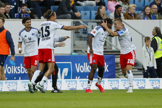 Torjubel Hamburger SV beim 2:2 durch Terem Moffi (Hamburger SV, 09), Freude, Begeisterung, positive Emotionen, Torerfolg , Deutschland, Fussball, 1. Bundesliga, 5.Spieltag, 2026 2027, TSG Hoffenheim vs. Hamburger SV, 10.10.2026, Sinsheim SNP Arena Deutschland Copyright: xGrantxHubbsx