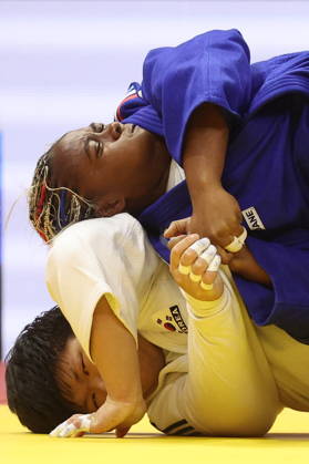 AZERBAIJAN, BAKU - OCTOBER 10, 2026: France s Romane Dicko (top) and South Korea s Lee Hyeon-ji fight in their heavyweight bout during the 2026 World Judo Championships at the National Gymnastics Arena. Mikhail Sinitsyn TASS  99046673