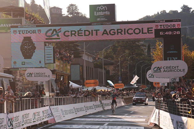 France s Paul Seixas of Decathlon CMA CGM Team winner of race during the 120th edition of the Il Lombardia, Tour of Lombardy cycling race, a 239 km one day race from Bergamo to Como on October 10, 2026, Italy. Copyright: xGianxMattiaxD™Alberto LaPressex