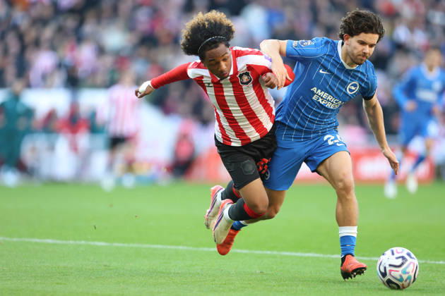 10th October 2026; Stadium of Light, Sunderland, England; Premier League Football, Sunderland versus Brighton and Hove Albion; Ferdi Kadioglu of Brighton and Hove Albion challenges Malick Fofana of Sunderland DavexLofthouse