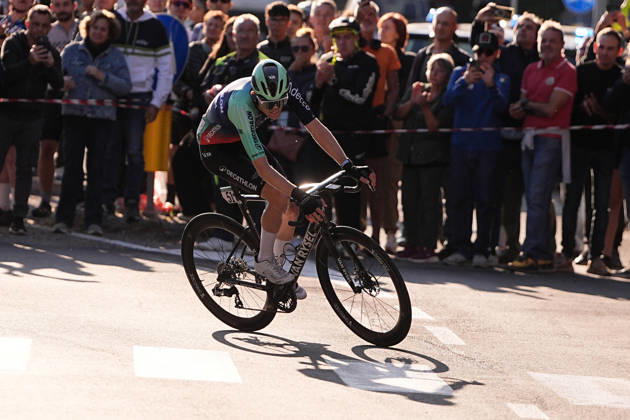 France s Paul Seixas of Decathlon CMA CGM Team winner of race during the 120th edition of the Il Lombardia, Tour of Lombardy cycling race, a 239 km one day race from Bergamo to Como on October 10, 2026, Italy.  Copyright: xMarcoxAlpozzi LaPressex