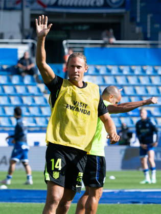 ESP: LaLiga EA Sports Deportivo Alaves v Atletico Madrid Marcos Llorente of Atletico de Madrid warms up during LaLiga EA Sports between Deportivo Alaves v Atletico Madrid played at Mendizorroza Stadium in Vitoria-Gasteiz on October 10, 2026 in Spain VITORIA GASTEIZ Spain Futbol Copyright: xAgenciaxLOFx