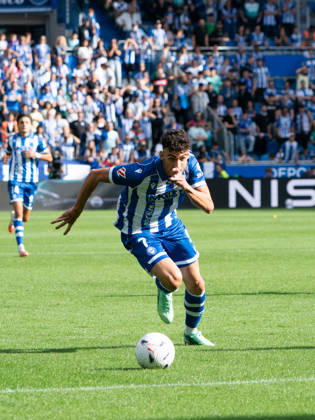 ESP: LaLiga EA Sports Deportivo Alaves v Atletico Madrid Angel Perez of Deportivo Alaves during LaLiga EA Sports between Deportivo Alaves v Atletico Madrid played at Mendizorroza Stadium in Vitoria-Gasteiz on October 10, 2026 in Spain VITORIA GASTEIZ Spain Futbol Copyright: xAgenciaxLOFx