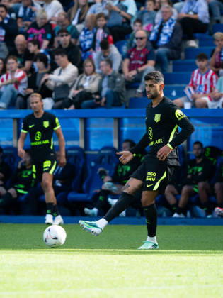 ESP: LaLiga EA Sports Deportivo Alaves v Atletico Madrid Cristian Romero of Atletico de Madrid during LaLiga EA Sports between Deportivo Alaves v Atletico Madrid played at Mendizorroza Stadium in Vitoria-Gasteiz on October 10, 2026 in Spain VITORIA GASTEIZ Spain Futbol Copyright: xAgenciaxLOFx