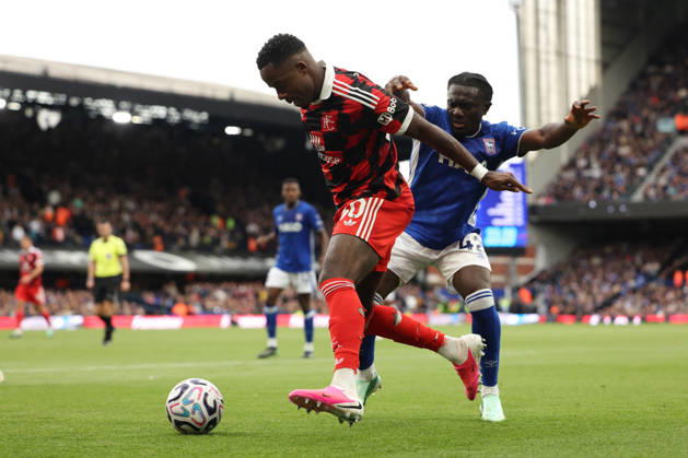 Ipswich Town v Fulham, Premier League Ryan Sessegnon of Fulham pressured by Abdoul Ouattara of Ipswich Town during the Ipswich Town v Fulham Premier League match at Portman Road, Ipswich, England on 10 October 2026 Credit: Tiego Grenho Every Second Media Editorial use only. All images are copyright Every Second Media Limited. No images may be reproduced without prior permission. All rights reserved. Premier League and Football League images are subject to licensing agreements with Football DataCo Limited. see https: www.football-dataco.com Copyright: xIMAGO EveryxSecondxMediax ESM-2211-0044 TiegoxGrenhox xEveryxSecondxMediax