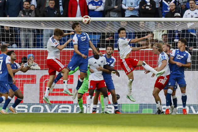Im Strafraum von TSG Hoffenheim , Deutschland, Fussball, 1. Bundesliga, 5.Spieltag, 2026 2027, TSG Hoffenheim vs. Hamburger SV, 10.10.2026, Sinsheim SNP Arena Deutschland Copyright: xGrantxHubbsx