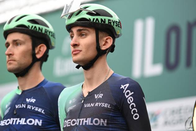 Road cycling, Rad, Radsport, Strasse - Il Lombardia 2026 - Paul Seixas Wins the Monument Solo Paul Seixas won the Monument solo during the ll Lombardia 2026, after attacking 18 km from the finish, making him the youngest winner in the history of the race, on October 10, 2026, in Bergamo, Italy. Photo by Silvia Colombo IPA ABACAPRESS.COM Bergamo Italy  Copyright: xIPA ABACAx