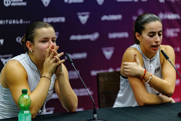 DÜSSELDORF, GERMANY - 10 OCTOBER 2026: Image shows press conference, PK, Pressekonferenz with Martina Calvo (ESP) and Claudia Fernandez Sanchez (ESP) during CUPRA Germany Premier Padel P2 2026 Day 7: Semifinals at CASTELLO Düsseldorf on 10 10 2026 in Düsseldorf, Germany. Germany Copyright: xFröhlichxPascalx