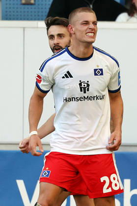 10.10.2026, xrekx, Fussball 1.Bundesliga, TSG 1899 Hoffenheim - Hamburger SV v.l. Torjubel nach dem Tor zum celebrating the goal celebrate 2:3 durch Miro Muheim (Hamburger SV) (DFL DFB REGULATIONS PROHIBIT ANY USE OF PHOTOGRAPHS as IMAGE SEQUENCES and or QUASI-VIDEO) Sinsheim