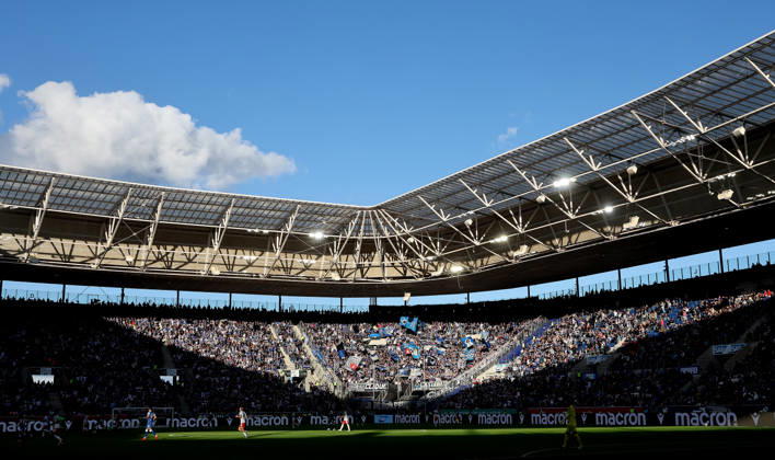 Sinsheim , Fußball Bundesliga TSG 1899 Hoffenheim vs. Hamburger SV , Übersicht SNP Arena , Gästefans HSV , Fans