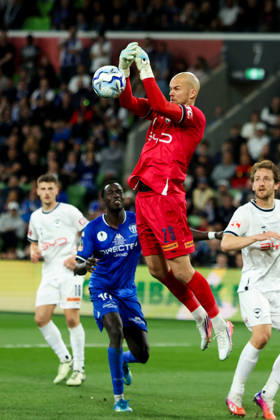 October 10, 2026, Melbourne, Victoria, Australia: MELBOURNE, AUSTRALIA - OCTOBER 10: Jack Duncan of Melbourne Victory FC drops the ball whilst playing South Melbourne FC during the Australia Cup Final match at AAMI Park on October 10, 2026 in Melbourne, Austr0alia. South Melbourne FC V Melbourne Victory FC - Australia Cup 2026 Final  - ZUMAp121 20261010_zsp_p121_085 Copyright: xChrisxPutnamx