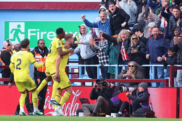 Aston Villa v Brentford, Premier League Kristoffer Ajer of Brentford FC celebrates his goal making it 2-2 during the Aston Villa v Brentford Premier League match at Villa Park, Birmingham, England on 10 October 2026 Credit: Ryan Crockett Every Second Media Editorial use only. All images are copyright Every Second Media Limited. No images may be reproduced without prior permission. All rights reserved. Premier League and Football League images are subject to licensing agreements with Football DataCo Limited. see https: www.football-dataco.com Copyright: xIMAGO EveryxSecondxMediax ESM-2212-0106 RyanxCrockettx xEveryxSecondxMediax