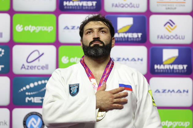 AZERBAIJAN, BAKU - OCTOBER 10, 2026: Russia s Inal Tasoev celebrates his gold medal during a victory ceremony for the men s heavyweight event as the 2026 World Judo Championships takes place at the National Gymnastics Arena. Mikhail Sinitsyn TASS 99050553