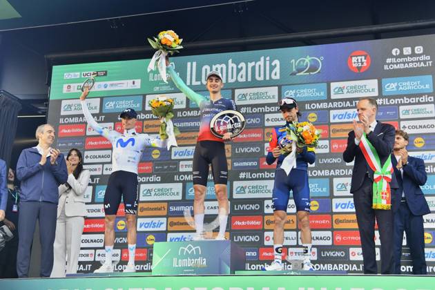Road cycling, Rad, Radsport, Strasse - Il Lombardia 2026 - Paul Seixas Wins the Monument Solo Paul Seixas won the Monument solo during the ll Lombardia 2026, after attacking 18 km from the finish, making him the youngest winner in the history of the race, on October 10, 2026, in Bergamo, Italy. Photo byDavide Vaninetti IPA Spor ABACAPRESS.COM Bergamo Italy  Copyright: xIPAxSport ABACAx