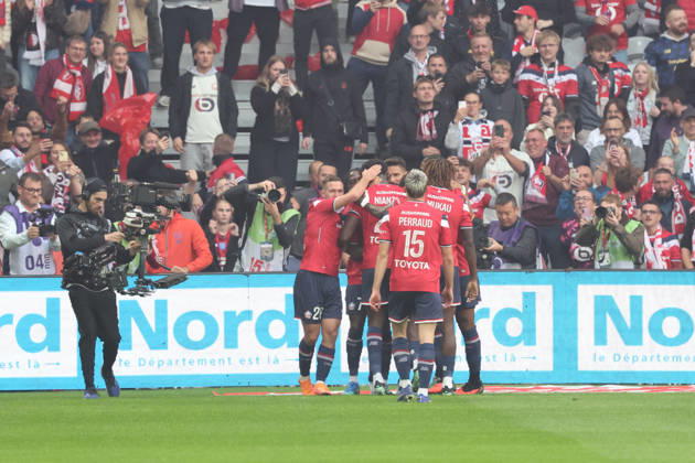 FOOTBALL : LOSC Lille vs Le Havre - Ligue 1 - 10 10 2026 Joie des joueurs du LOSC apres le but de DÃ¯lane BAKWA (LOSC Lille) lors du match LOSC Lille vs Le Havre, Ligue 1, Decathlon Arena stade Pierre Mauroy, le 10 octobre 2026 - photo Laurent Sanson PsnewZ  Copyright: xLaurentxSANSONx xPsnewZx