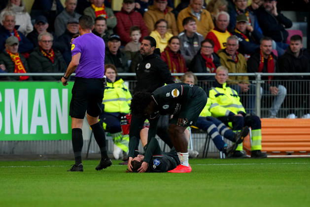 Eredivisie: Go Ahead Eagles v Sparta Rotterdam Deventer - Casper Terho of Sparta Rotterdam injured during the eighth competition round of the 2026 2027 Eredivisie season. The match is set between Go Ahead Eagles and Sparta Rotterdam at De Adelaarshorst on 10 October 2026 in Deventer, Netherlands. (Hero Images Danny de Groot) Copyright: xDannyxdexGrootx
