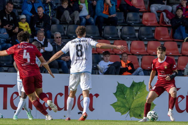 10.10.2026, xerix, Fussball 3.Liga, SG Sonnenhof Grossaspach - SV Waldhof Mannheim v.l. Spielszene mit Jan Elias Rahn (SG Sonnenhof Großaspach) und Maximilian Thalhammer (SV Waldhof Mannheim) und Franz-Xaver Noah Bleicher (SG Sonnenhof Großaspach) Aspach