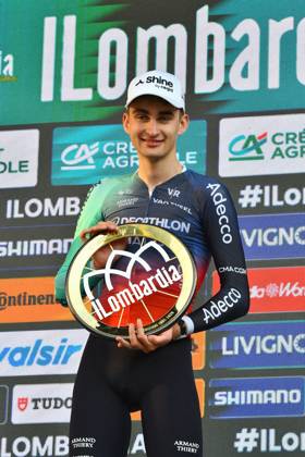 Road cycling, Rad, Radsport, Strasse - Il Lombardia 2026 - Paul Seixas Wins the Monument Solo Paul Seixas won the Monument solo during the ll Lombardia 2026, after attacking 18 km from the finish, making him the youngest winner in the history of the race, on October 10, 2026, in Bergamo, Italy. Photo byDavide Vaninetti IPA ABACAPRESS.COM Bergamo Italy  Copyright: xIPAxSport ABACAx