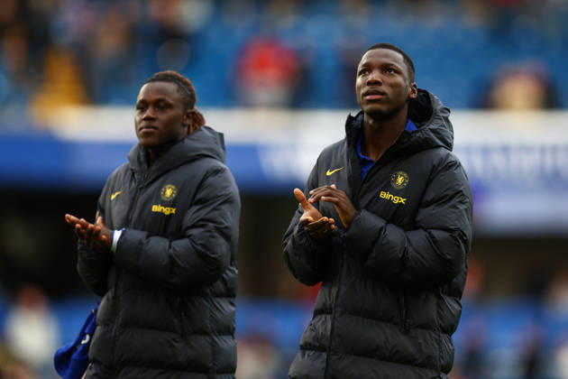 Premier League: Chelsea v AFC Bournemouth LONDON, UK - 10th Oct 2026: Moises Caicedo of Chelsea applauds the fans after the Premier League match between Chelsea FC and AFC Bournemouth at Stamford Bridge London Stamford Bridge England United Kingdom Copyright: xCraigxMercerx xPeakxActionxPhotosx