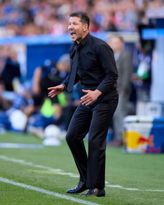October 10, 2026, Vitoria, Alava, Spain: Diego Pablo Cholo Simeone head coach of Atletico de Madrid reacts during the LaLiga EA Sports match between Deportivo Alaves and Atletico de Madrid at Mendizorrotza on October 10, 2026, in Vitoria, Spain. Vitoria Spain - ZUMAa181 20261010_zaa_a181_057 Copyright: xRicardoxLarreinax