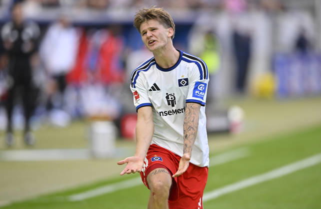 David Moeller Wolfe Hamburger SV HSV (03) Gestik Geste sauer TSG 1899 Hoffenheim vs Hamburger SV HSV 10.10.2026 DFL REGULATIONS PROHIBIT ANY USE OF PHOTOGRAPHS AS IMAGE SEQUENCES AND OR QUASI-VIDEO TSG 1899 Hoffenheim vs Hamburger SV HSV