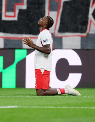 RB Leipzig - Frankfurt Bundesliga Leipzig, 10.10.2026, Red Bull Arena, Fußball, 1.Bundesliga, 5.Spieltag , RB Leipzig vs. SG Eintracht Frankfurt , Im Bild: Tor für RB Leipzig. Ezechiel Banzuzi (6, RB Leipzig) trifft zum 1:0 und jubelt. , Nur zur redaktionellen Nutzung. Only editorial use. , DFL DFB regulations prohibit any use of photographs as image sequences and or quasi-video. ,