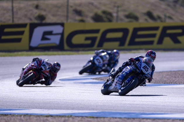 October 10, 2026, Cascais, Lisboa, Portugal: ESTORIL, PORTUGAL - OCTOBER 10: Twan Smits of Netherlands and Motoxracing WorldSBK Team competes during Race 1 during day two of the World Superbikes Estoril Round at Circuito Estoril on October 10, 2026 in Estoril, Portugal. Cascais Portugal - ZUMAl192 20261010_zsp_l192_016 Copyright: xMiguelxLemosx