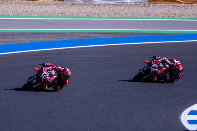 October 10, 2026, Cascais, Lisboa, Portugal: ESTORIL, PORTUGAL - OCTOBER 10: Nicolo Bulega of Italy and Aruba.it Racing - Ducati competes during Race 1 during day two of the World Superbikes Estoril Round at Circuito Estoril on October 10, 2026 in Estoril, Portugal. Cascais Portugal - ZUMAl192 20261010_zsp_l192_020 Copyright: xMiguelxLemosx