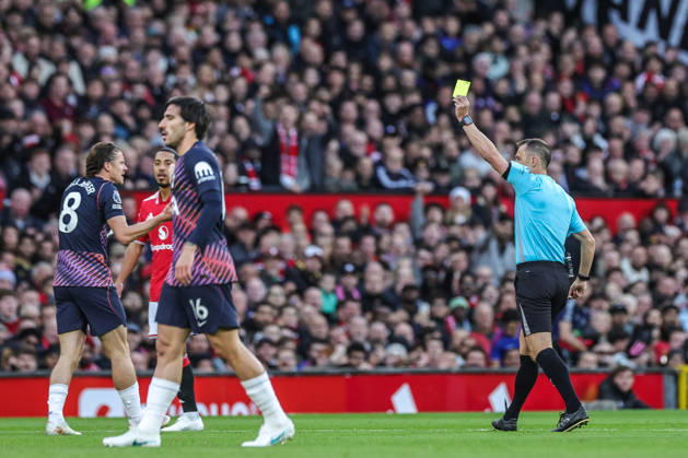 Premier League: Manchester United, ManU v Tottenham Hotspur Referee Stuart Attwell gives a yellow card to Conor Gallagher of Tottenham Hotspur during the Premier League match Manchester United vs Tottenham Hotspur at Old Trafford, Manchester, United Kingdom on 10 October 2026 (Photo by Mark Cosgrove News Images) Manchester Old Trafford Greater Manchester United Kingdom Copyright: xMarkxCosgrove NewsxImagesx
