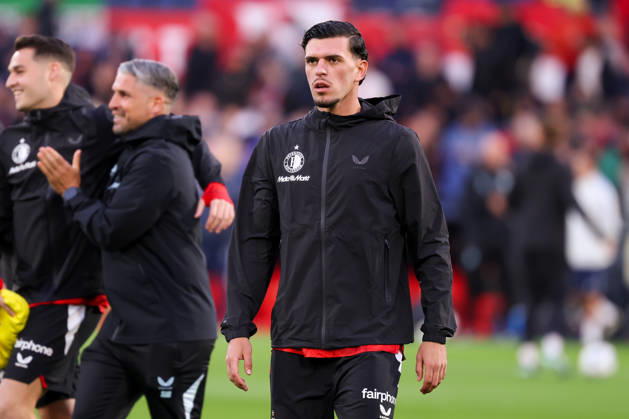 2026-10-10 Feyenoord v AZ Alkmaar - Dutch Eredivisie ROTTERDAM, NETHERLANDS - OCTOBER 10: Warming up of Javi Lopez of Feyenoord during the Dutch Eredivisie match between Feyenoord and AZ Alkmaar at Stadion Feijenoord on October 10, 2026 in Rotterdam, Netherlands. Rotterdam Stadion Feijenoord Netherlands Content not available for redistribution in The Netherlands directly or indirectly through any third parties. Copyright: xHansxvanxderxValkx