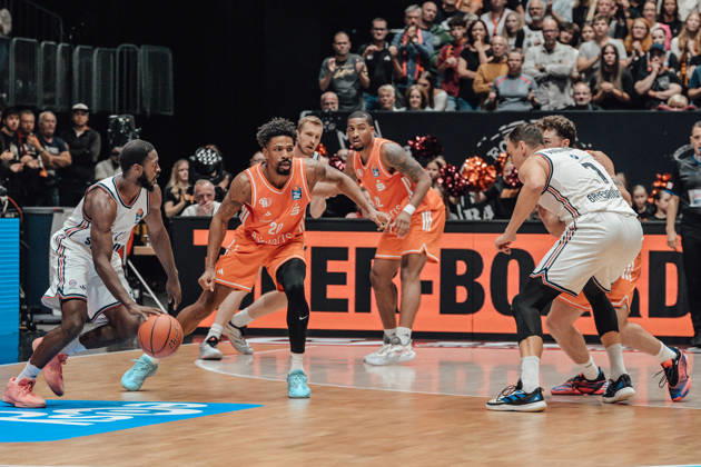 easyCredit Basketball Bundesliga, 5. Spieltag, Niners Chemnitz -Bayern München 10.10.2026 ab 16:00 Uhr Chemnitz, Chemnitz Arena Im Foto: 20 Urald King, easyCredit Basketball Bundesliga, 5. Spieltag, Niners Chemnitz - Bayern München Chemnitz Sachsen Deutschland Copyright: xEHLxMedia MichelxKöhlerx 20261010-Niners-Chemnitz-Bayern-M__nchen-103