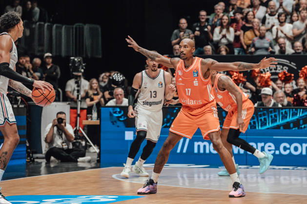 easyCredit Basketball Bundesliga, 5. Spieltag, Niners Chemnitz -Bayern München 10.10.2026 ab 16:00 Uhr Chemnitz, Chemnitz Arena Im Foto: 17 Darion Atkins easyCredit Basketball Bundesliga, 5. Spieltag, Niners Chemnitz - Bayern München Chemnitz Sachsen Deutschland Copyright: xEHLxMedia MichelxKöhlerx 20261010-Niners-Chemnitz-Bayern-M__nchen-129