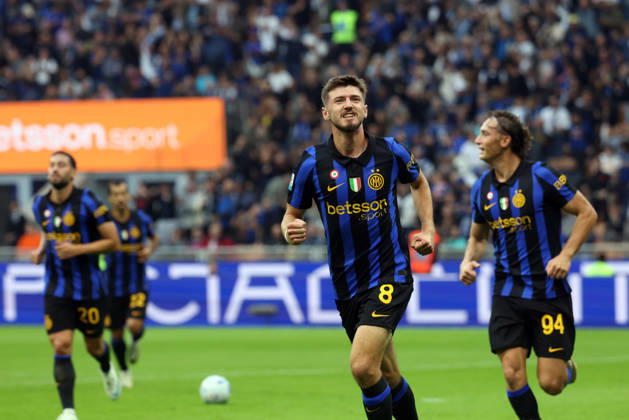 October 10, 2026, Milan, MILAN: Inter Milan™s Petar Sicic jubilates after scoring goal of 1 to 0 during the Italian serie A soccer match between Inter and Parma at Giuseppe Meazza stadium in Milan, 10 October 2026..ANSA MATTEO BAZZI. Serie A: Inter Vs Parma - ZUMAa110 20261010_zaf_a110_032 Copyright: xMatteoxBazzix
