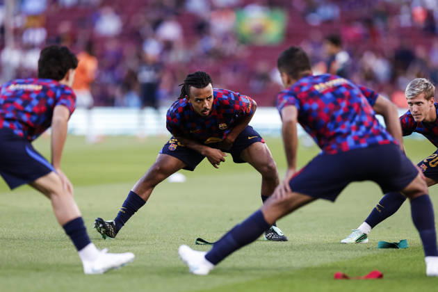 October 10, 2026, Barcelona, Barcelona, Spain: Jules Kounde of FC Barcelona, Barca warms up during the Spanish league, LaLiga EA Sports, football match played between FC Barcelona and Getafe CF at Spotify Camp Nou stadium on October 10, 2026 in Barcelona, Spain. FC Barcelona V Getafe CF - LaLiga EA Sports - ZUMAa181 20261010_zaa_a181_076 Copyright: xJavierxBorregox