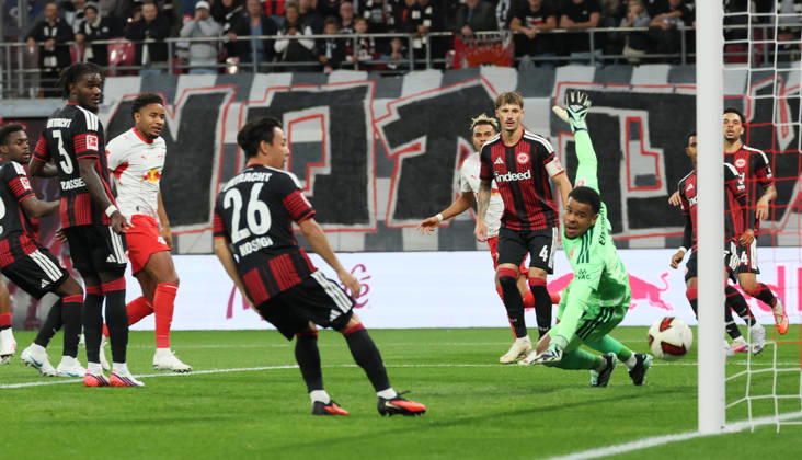 RB Leipzig - Frankfurt Bundesliga Leipzig, 10.10.2026, Red Bull Arena, Fußball, 1.Bundesliga, 5.Spieltag , RB Leipzig vs. SG Eintracht Frankfurt , Im Bild: Tor für RB Leipzig. Christopher Nkunku ( 28, RBL) trifft zum 2:0.. , Nur zur redaktionellen Nutzung. Only editorial use. , DFL DFB regulations prohibit any use of photographs as image sequences and or quasi-video. ,