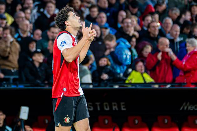 ROTTERDAM - Nacho Ferri of Feyenoord celebrates his team s first goal during the Eredivisie match between Feyenoord and AZ Alkmaar at Stadion Feijenoord on October 10, 2026, in Rotterdam, the Netherlands. KEVIN SENDERS ANP Eredivisie 2026 27 xVIxANPxSportx xMarcelxterxBalsxIVx 572042150 originalFilename: 572042150